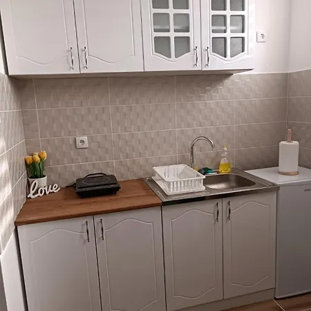 Leptir Apartmani Free Parking Novi Sad Exterior foto