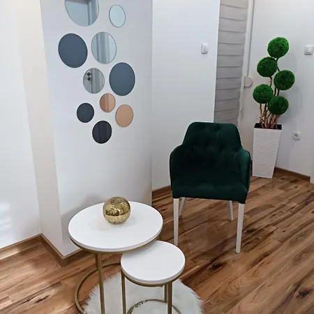 Leptir Apartmani Free Parking Novi Sad Exterior foto