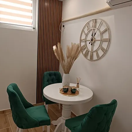 Leptir Apartmani Free Parking Novi Sad Exterior foto